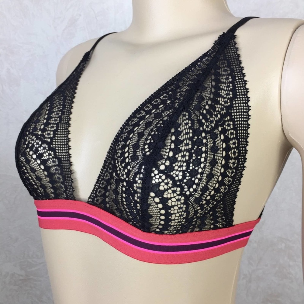 Victoria’s Secret Black Lacey Bralette